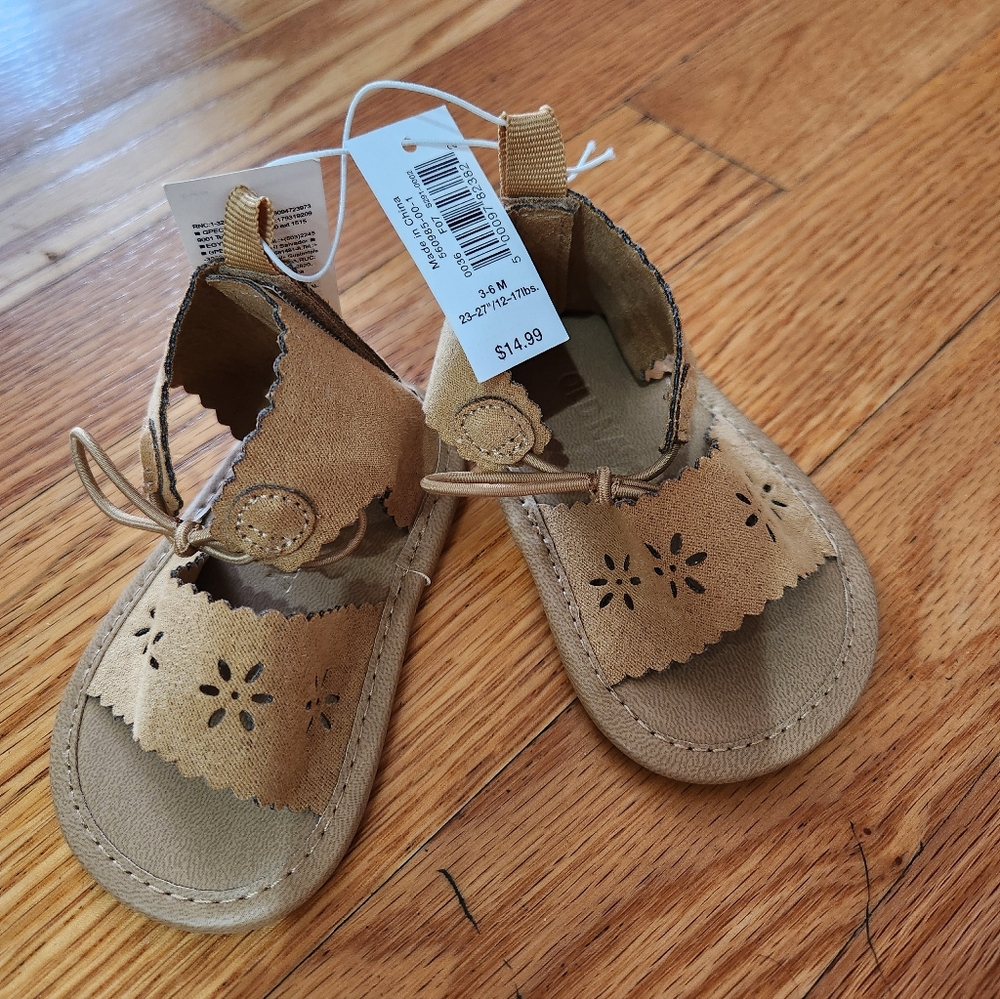 Old Navy Tan Baby Sandals 3-6m